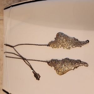 Victorian Scapular Wings